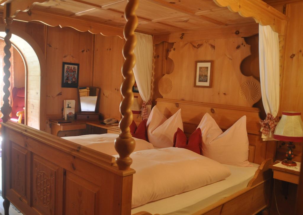 Romantikhotel Almtalhof Grünau im Almtal Cameră foto